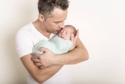 Congedo paternità: ecco come richiederlo